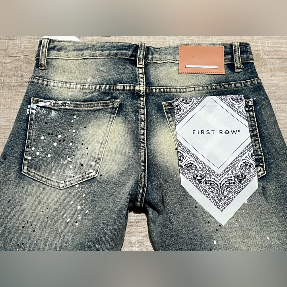 First Row Distressed Ripped Denim Jean Shorts Men’s Paint Splatter Jorts size 30 - Picture 9 of 12